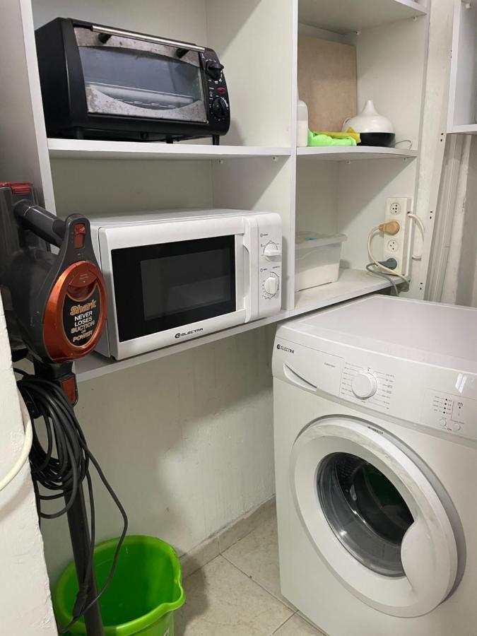 Apartamento אירוח על הים Haifa Exterior foto